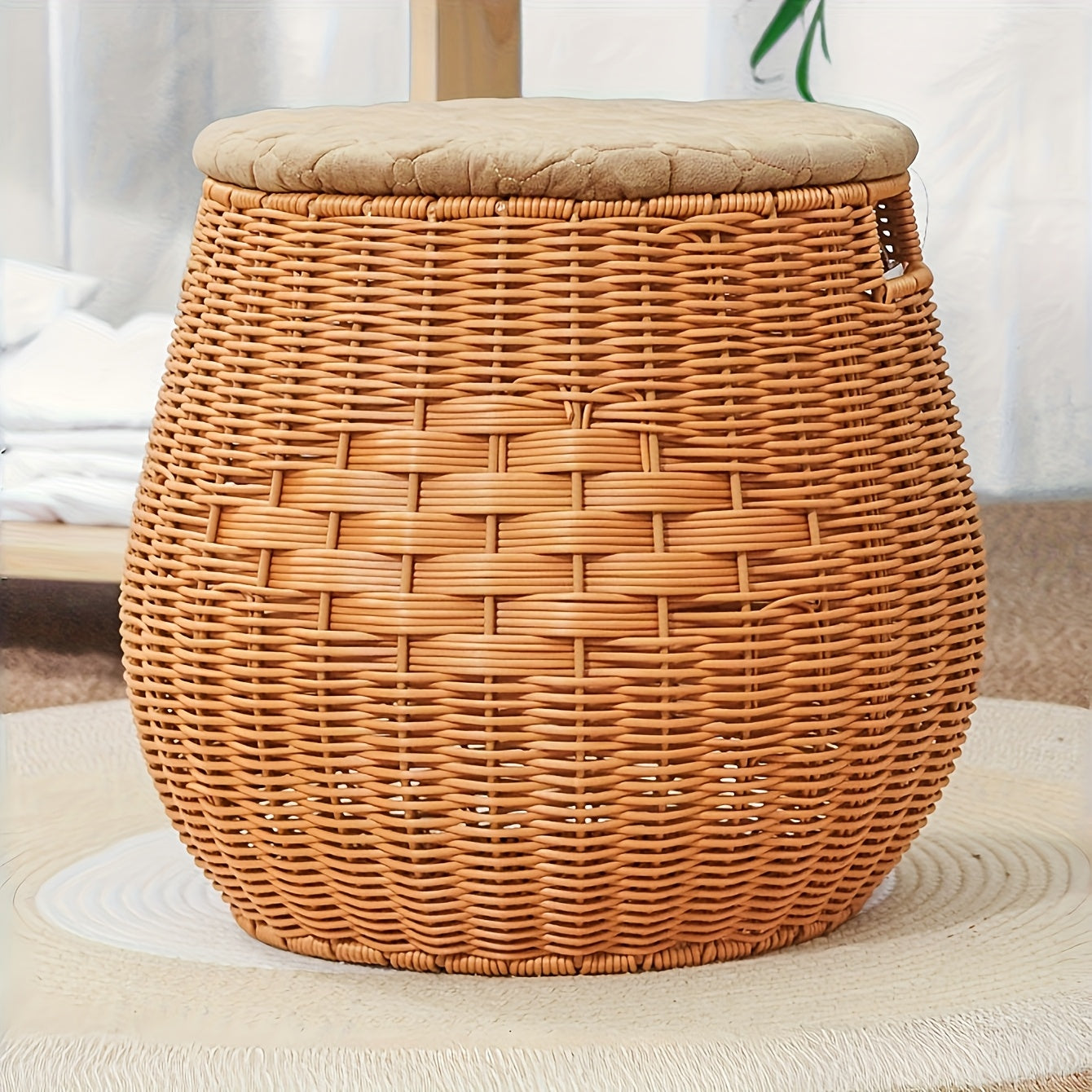 Handwoven Storage Basket Handwoven PE (Polyethylene) Nordic Style Classic Living Room Storage Basket